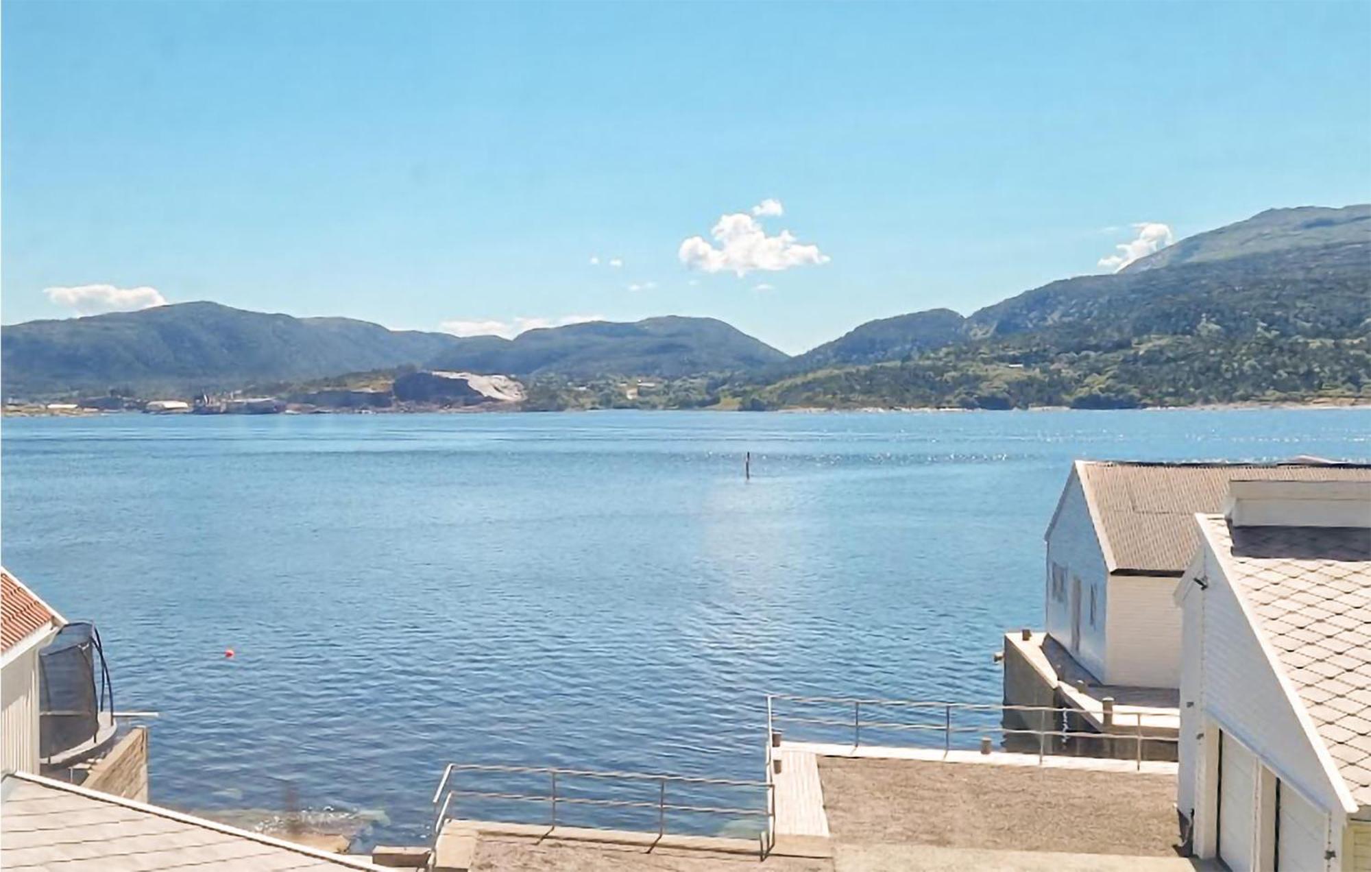 Awesome Home In Kristiansund With House Sea View Exteriér fotografie